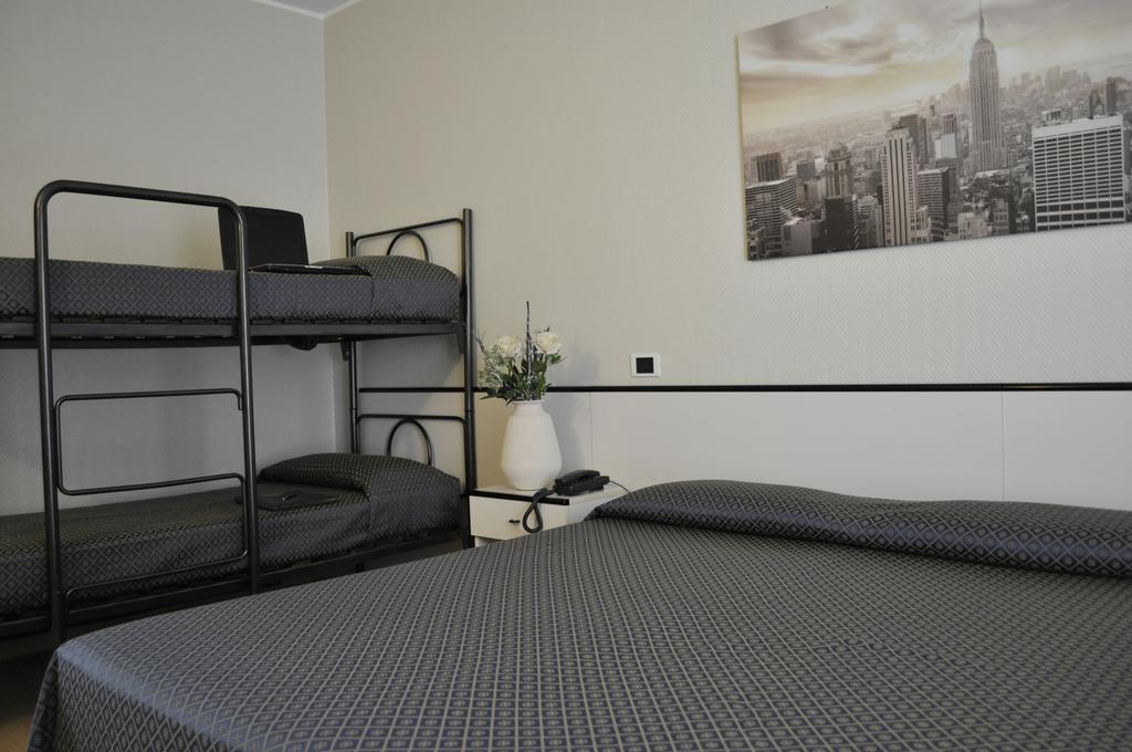 Hotel Est Piombino Luaran gambar