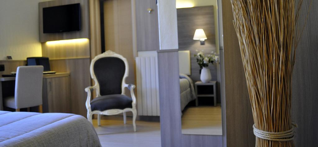 Hotel Est Piombino Luaran gambar