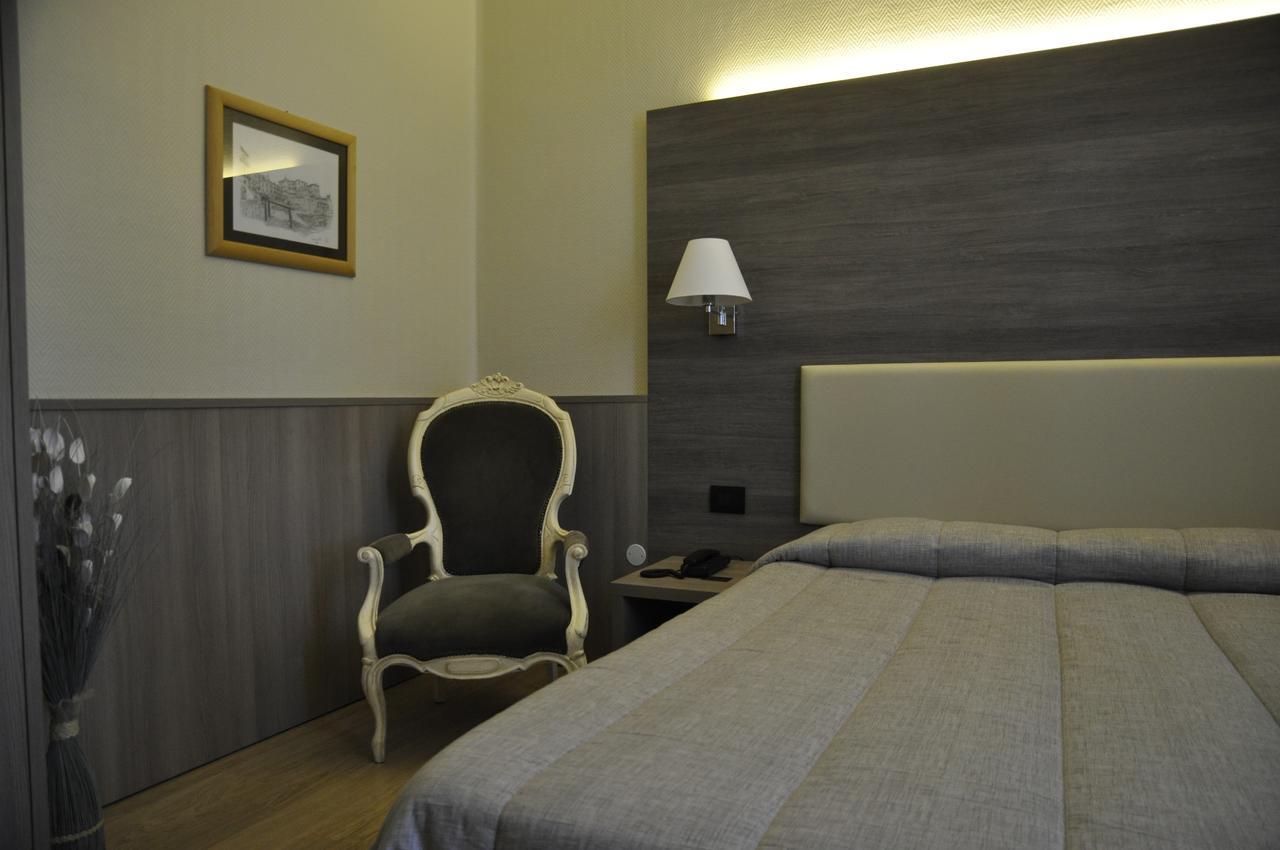 Hotel Est Piombino Luaran gambar