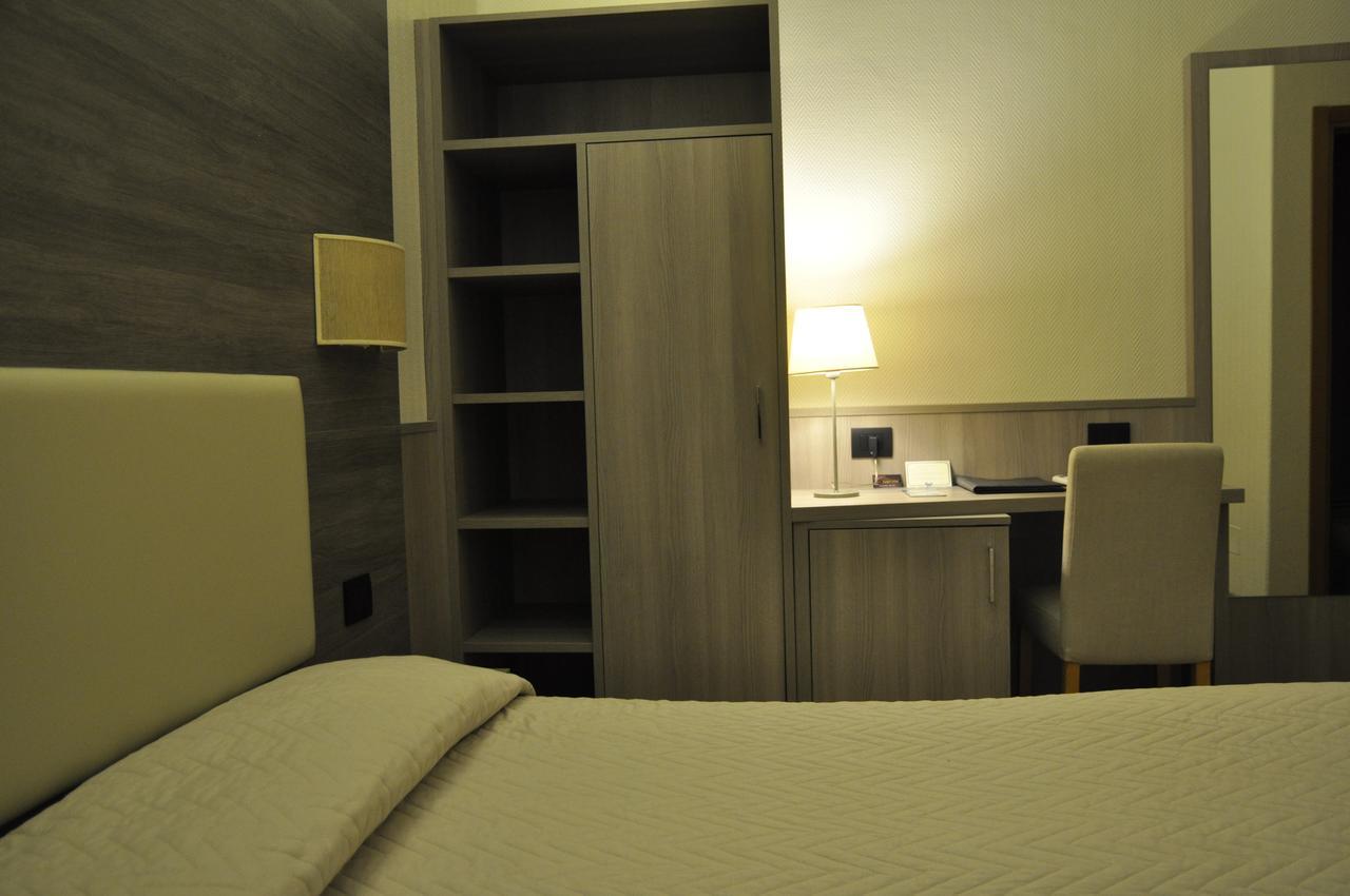 Hotel Est Piombino Luaran gambar