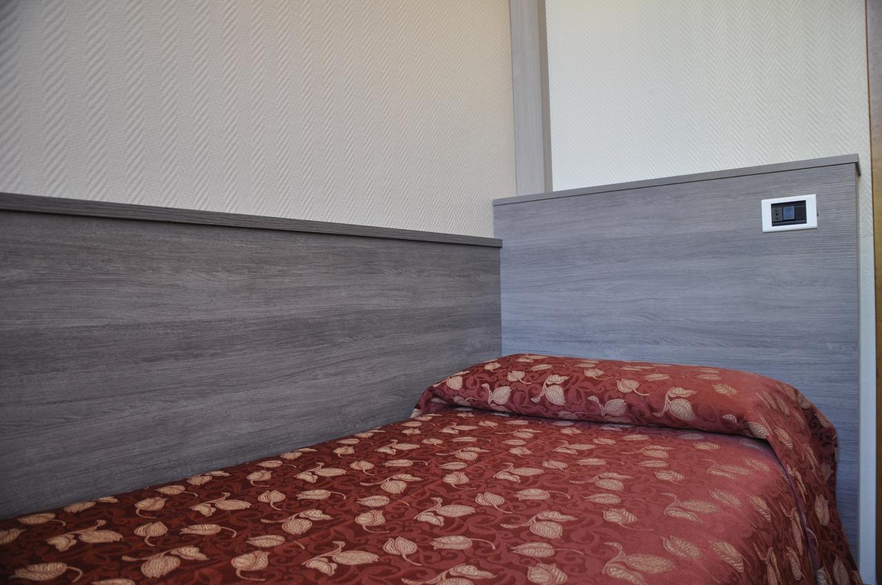 Hotel Est Piombino Luaran gambar